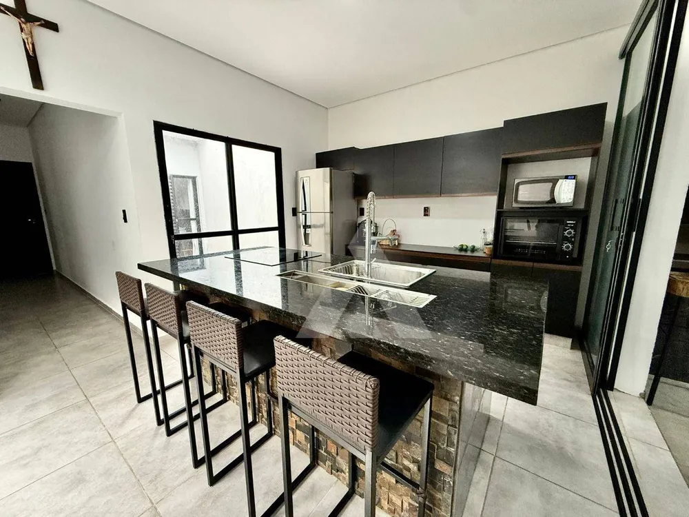 Casa, 3 quartos, 145 m² - Foto 3