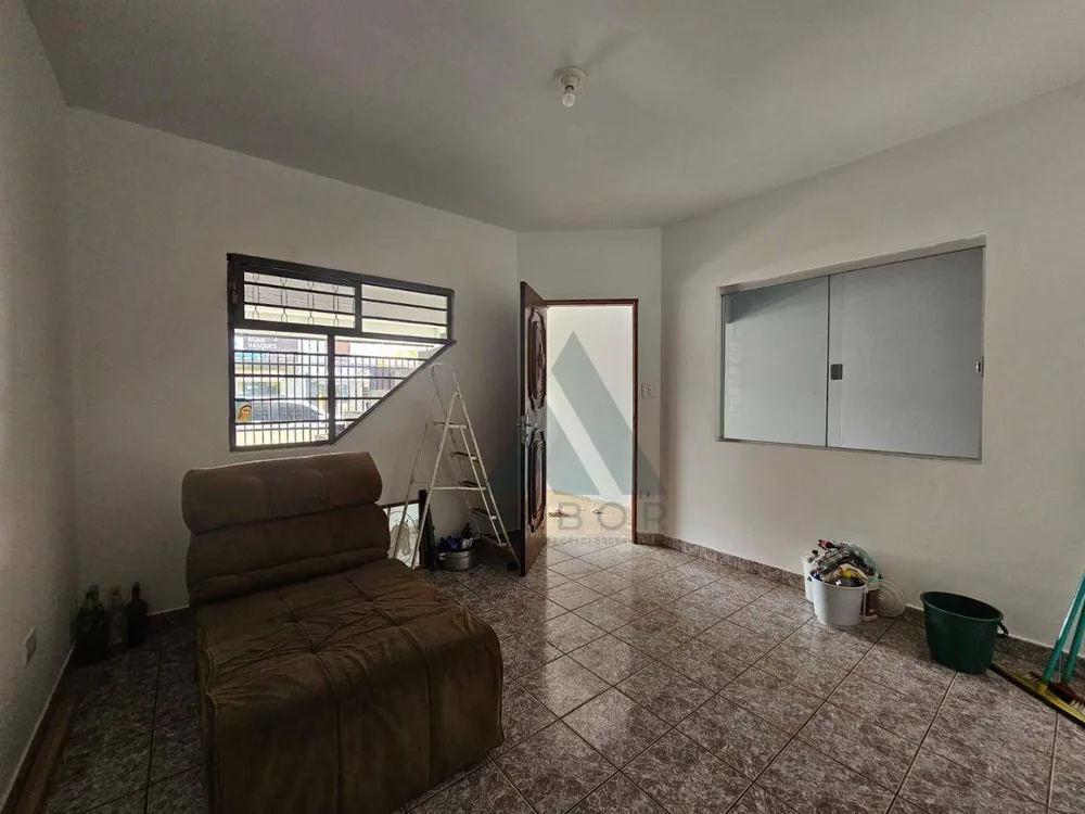 Casa, 7 quartos, 142 m² - Foto 1