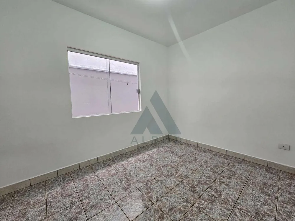 Casa, 7 quartos, 142 m² - Foto 4