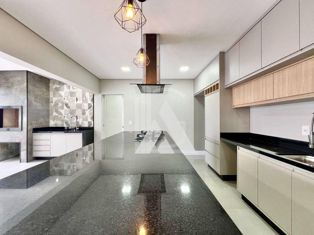 Casa de Condomínio à venda com 3 quartos, 186m² - Foto 8