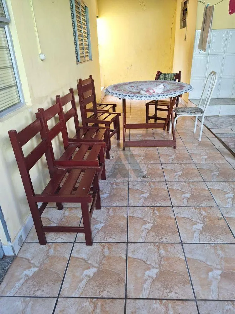 Casa, 3 quartos, 200 m² - Foto 3