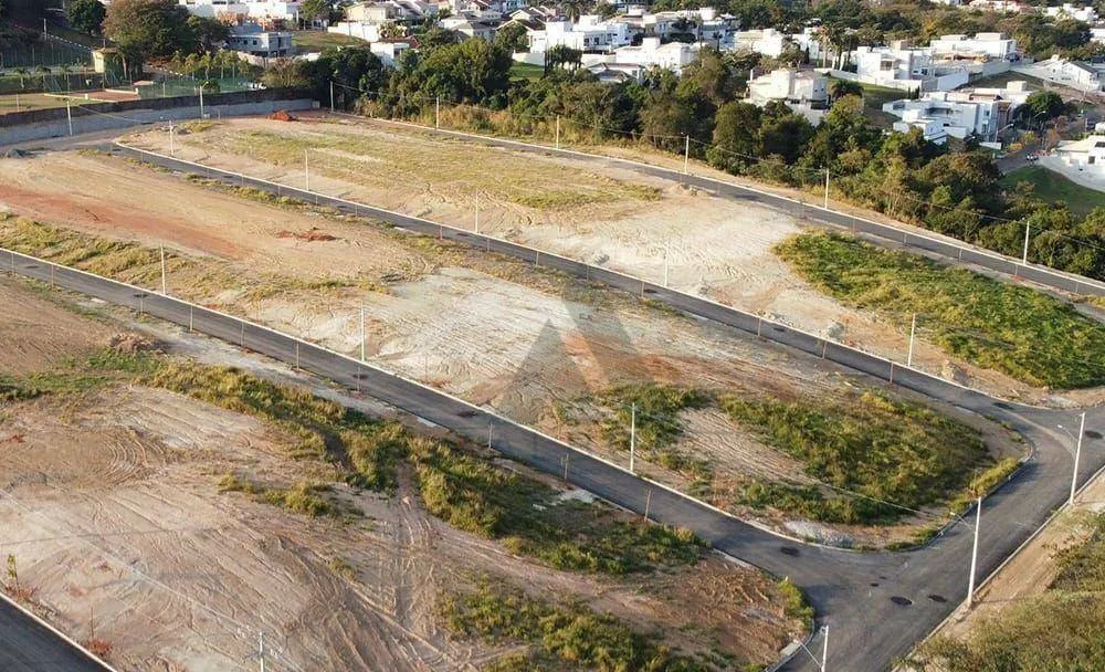 Loteamento e Condomínio, 270 m² - Foto 1
