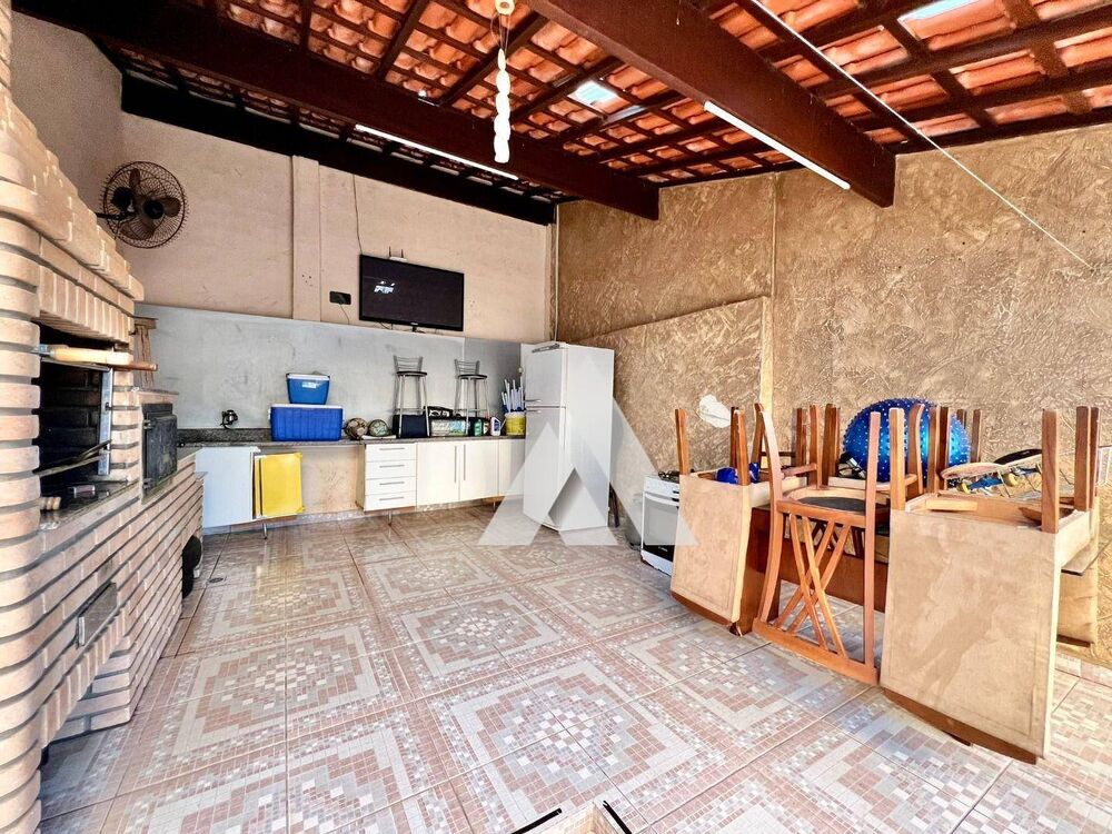 Casa, 3 quartos, 263 m² - Foto 32