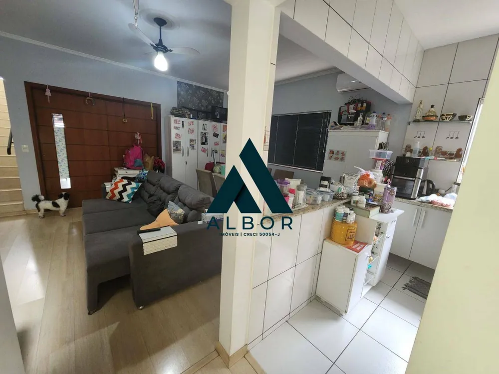 Casa, 3 quartos, 158 m² - Foto 1