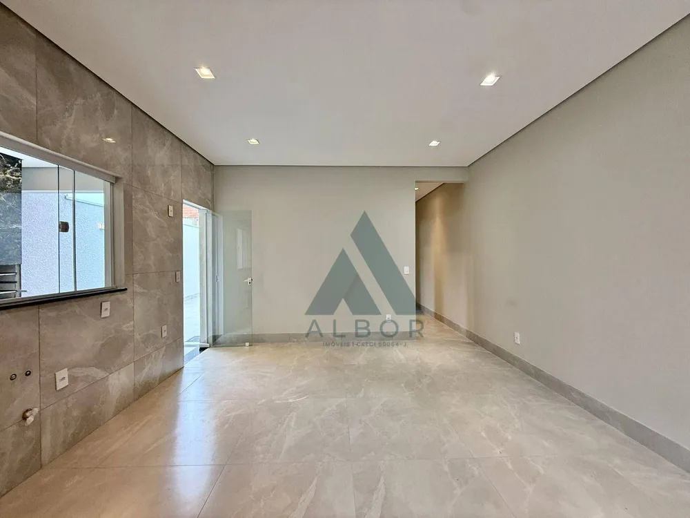 Casa, 3 quartos, 124 m² - Foto 2