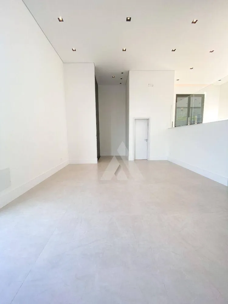 Casa, 3 quartos, 315 m² - Foto 3