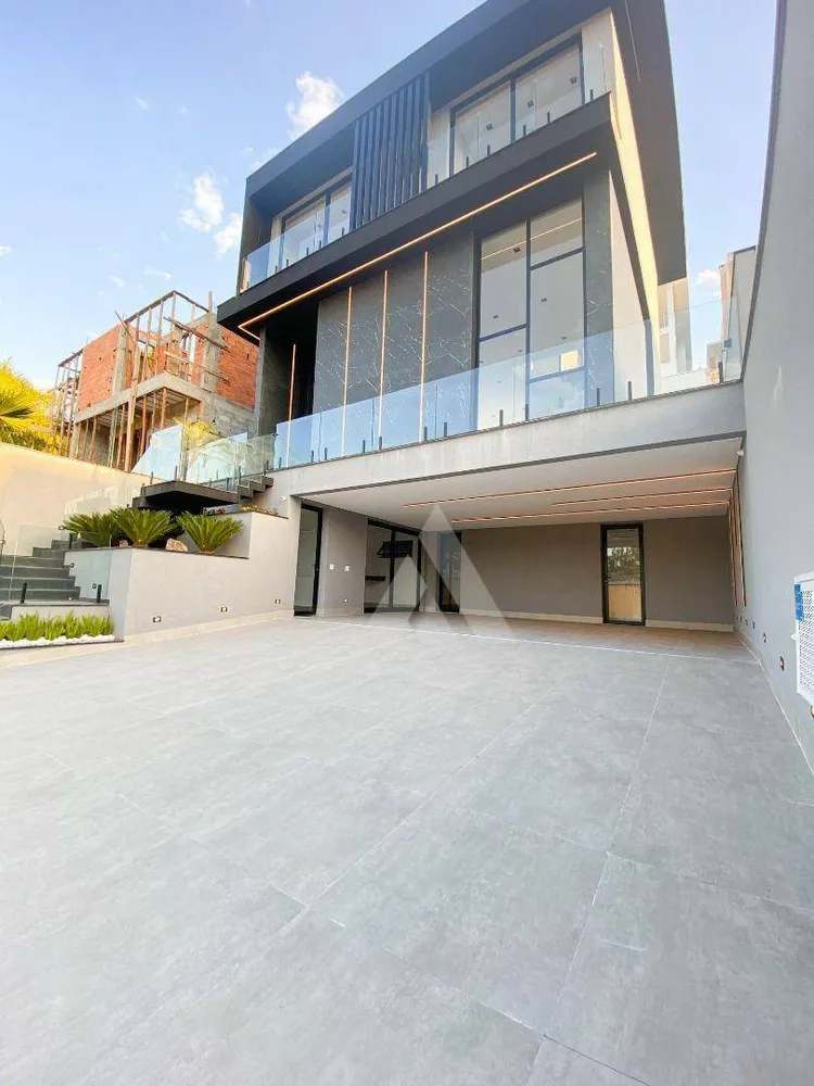 Casa, 3 quartos, 315 m² - Foto 2