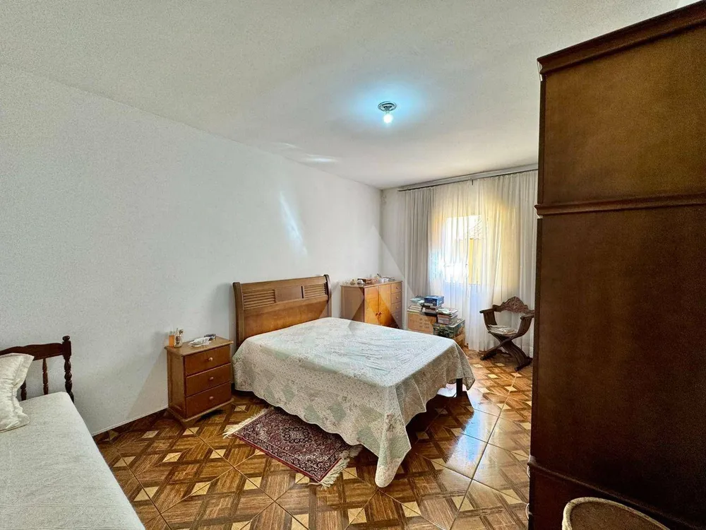 Casa, 3 quartos, 244 m² - Foto 16