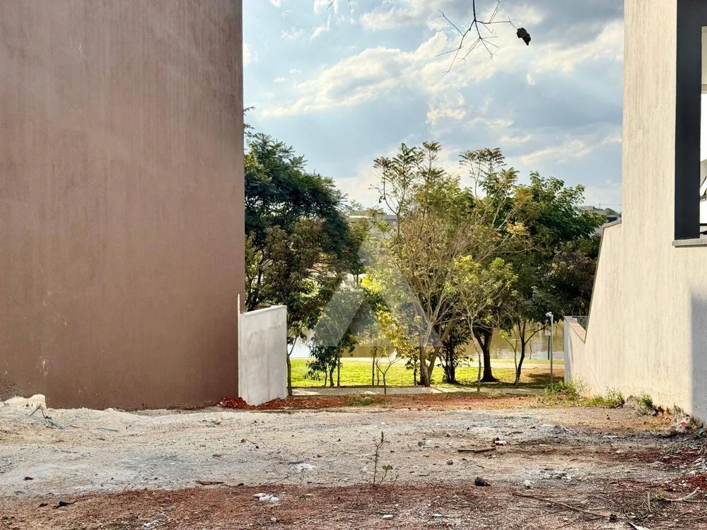 Loteamento e Condomínio, 180 m² - Foto 1