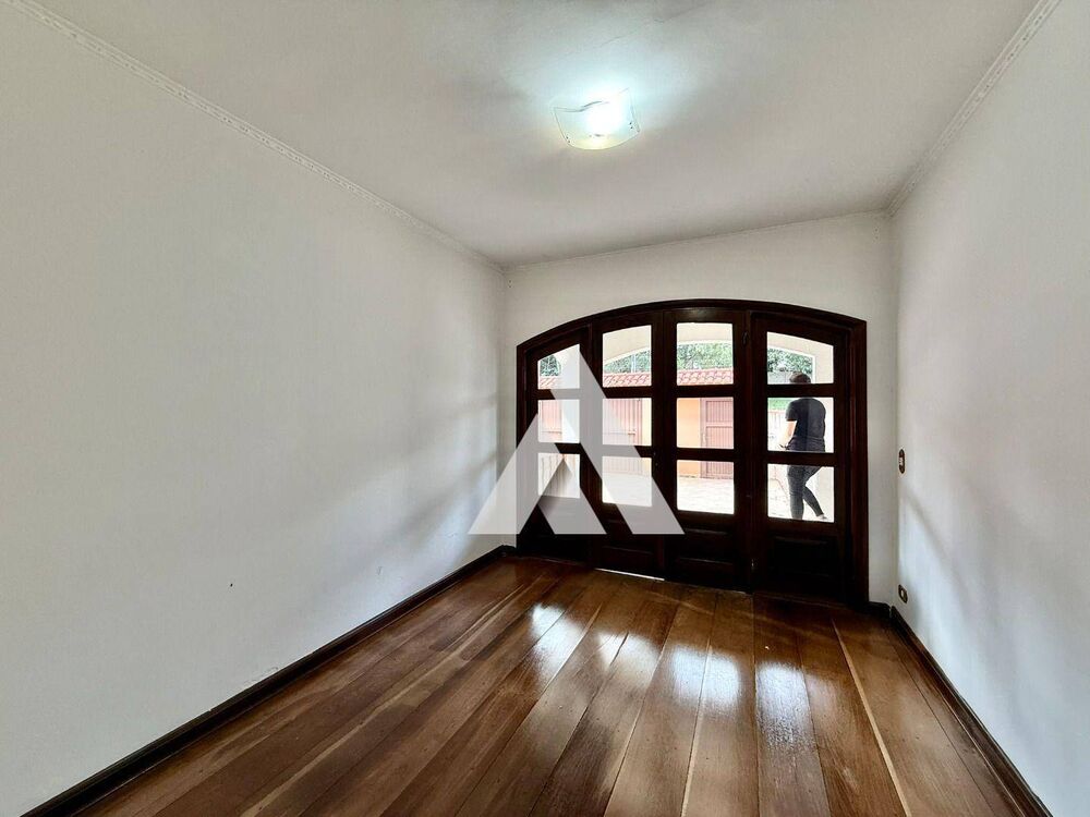 Casa à venda com 5 quartos, 400m² - Foto 5