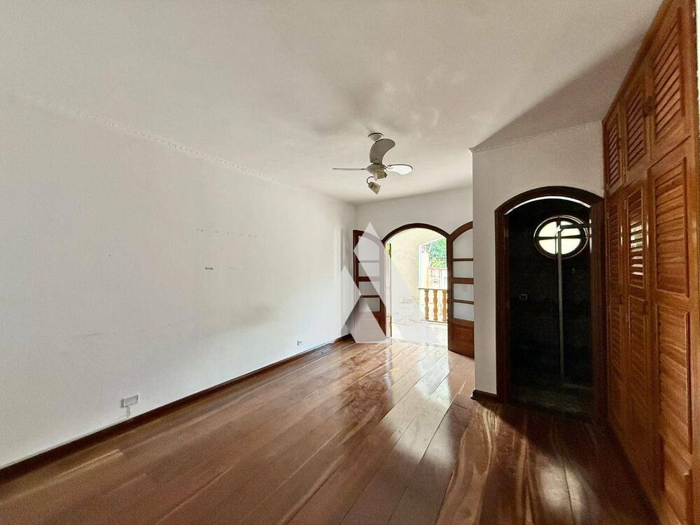 Casa à venda com 5 quartos, 400m² - Foto 6