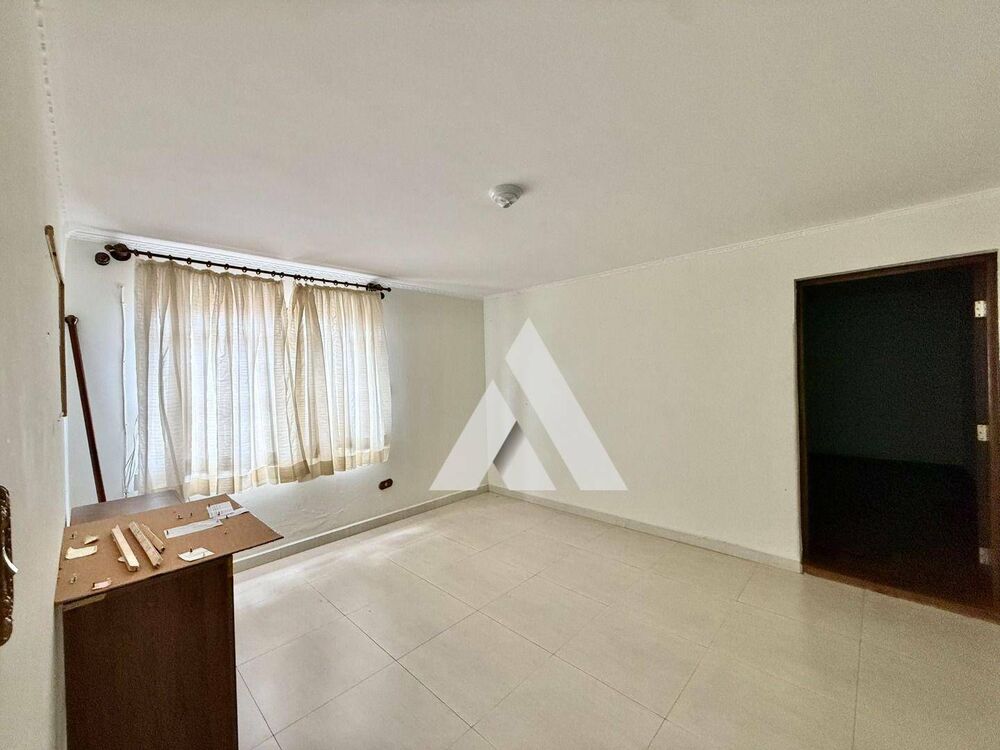 Casa à venda com 5 quartos, 400m² - Foto 3