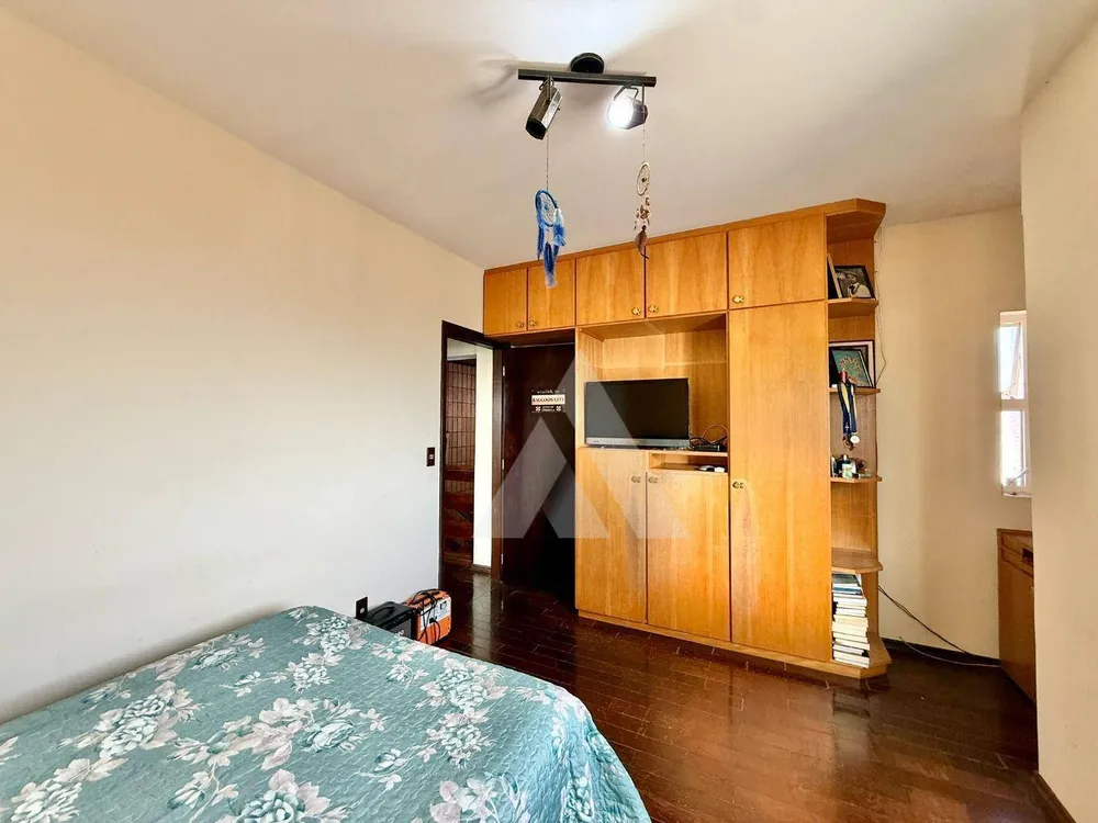 Casa, 4 quartos, 319 m² - Foto 14