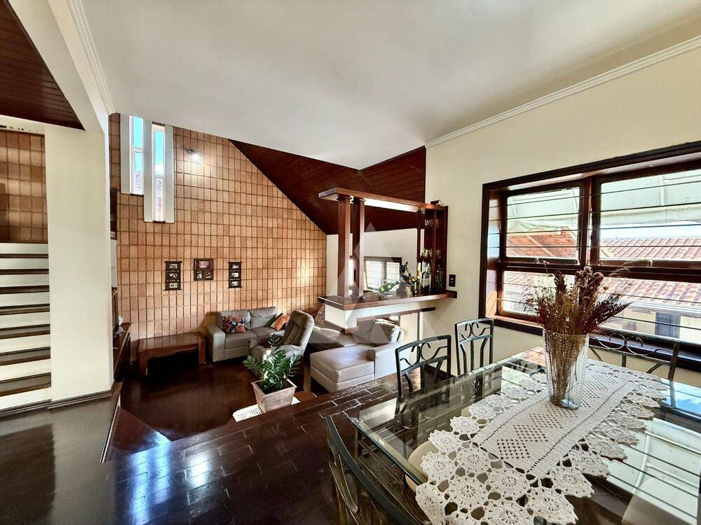 Casa, 4 quartos, 319 m² - Foto 4