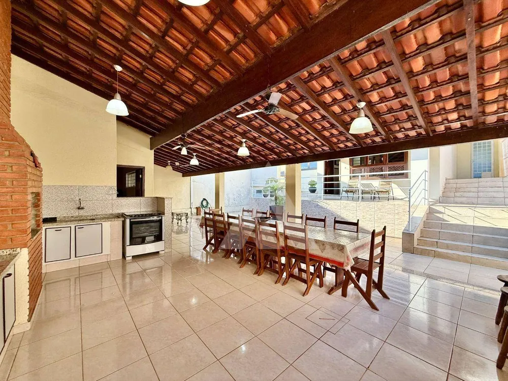 Casa, 4 quartos, 319 m² - Foto 9