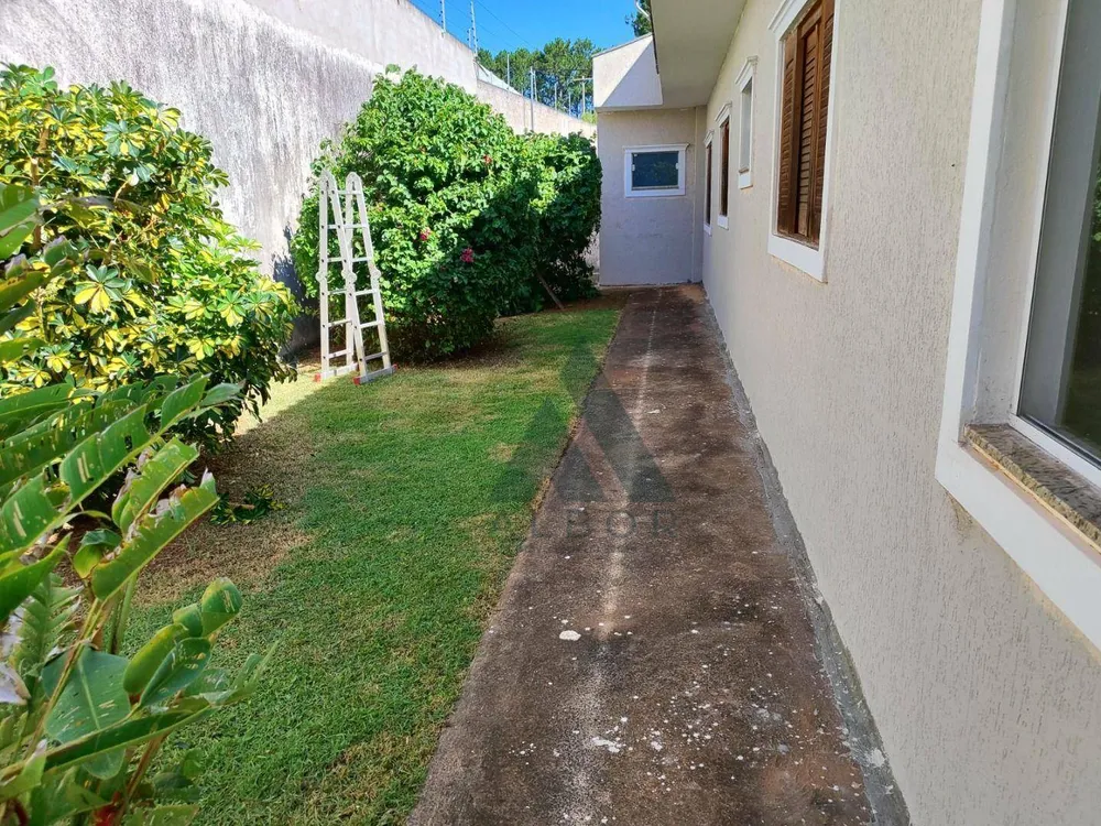 Casa, 3 quartos, 236 m² - Foto 2