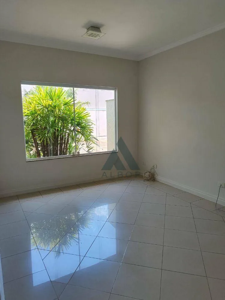 Casa, 3 quartos, 236 m² - Foto 5