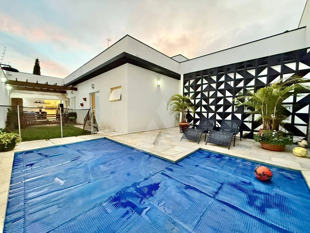 Casa, 3 quartos, 240 m² - Foto 9