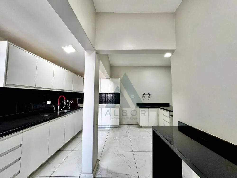 Casa, 4 quartos, 289 m² - Foto 4