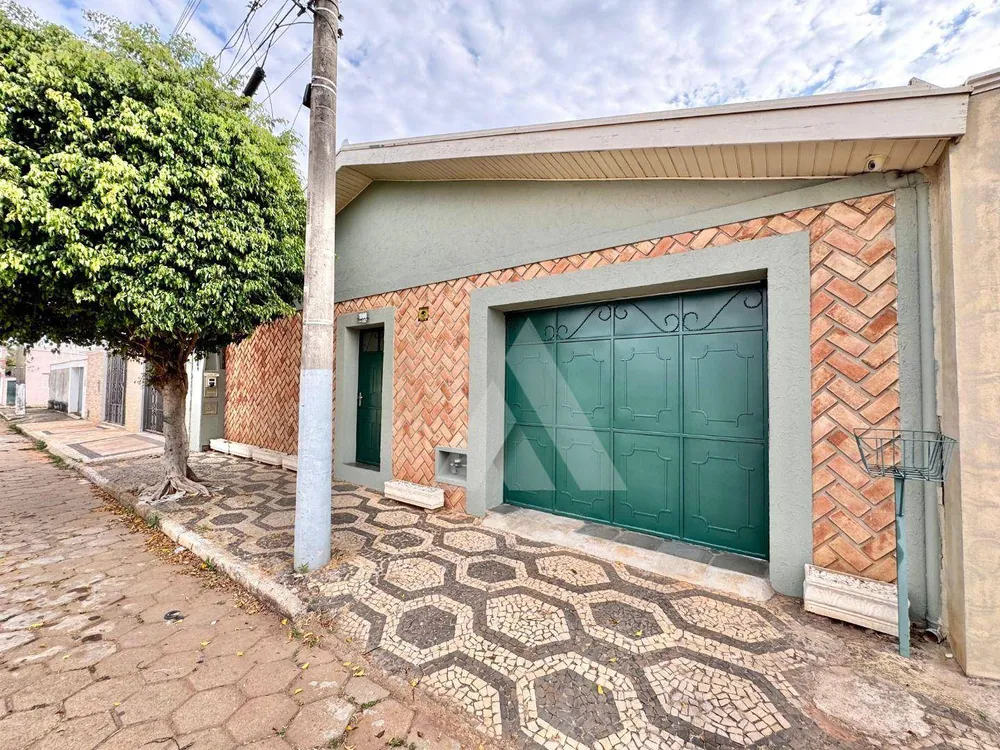 Casa, 3 quartos, 198 m² - Foto 1