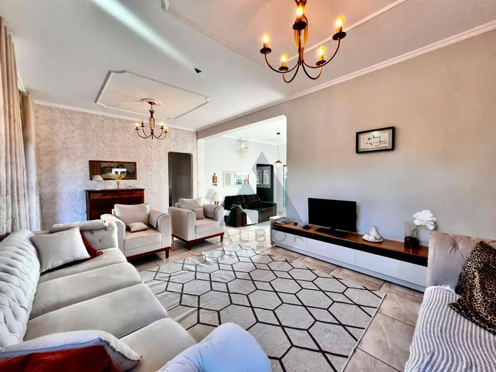 Chácara, 4 quartos, 4259 m² - Foto 1