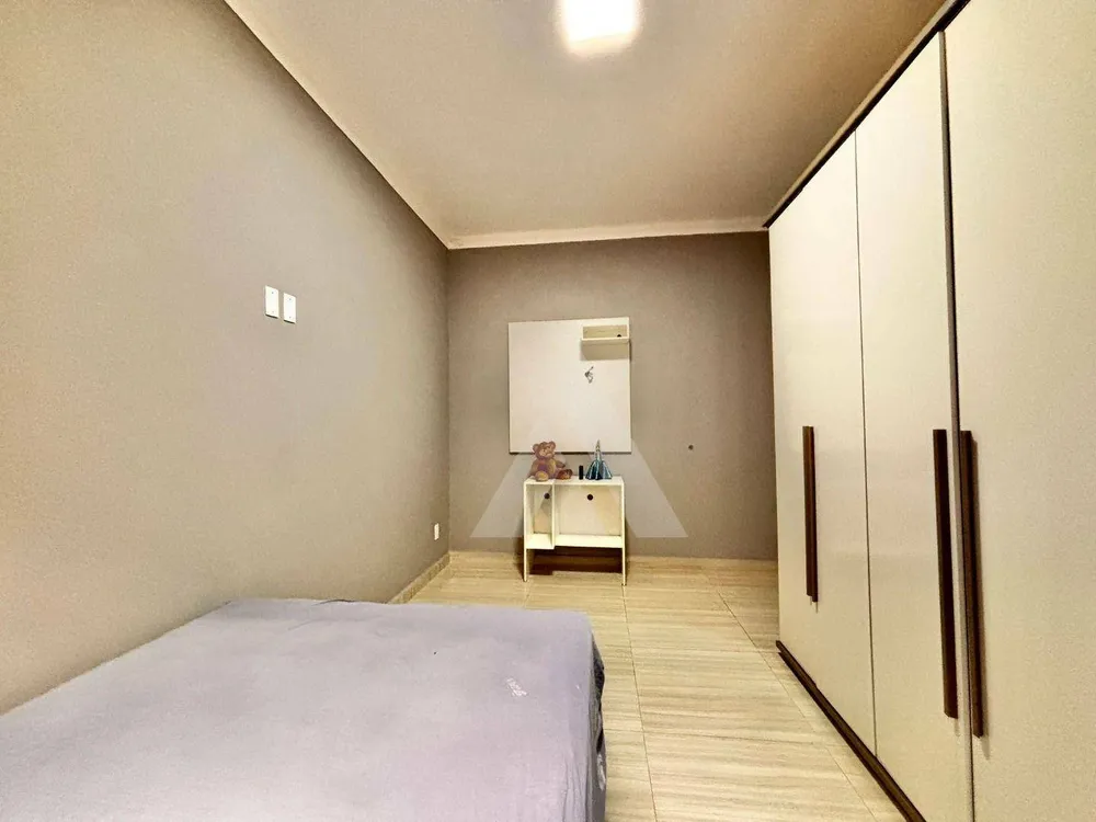 Casa, 3 quartos, 200 m² - Foto 15