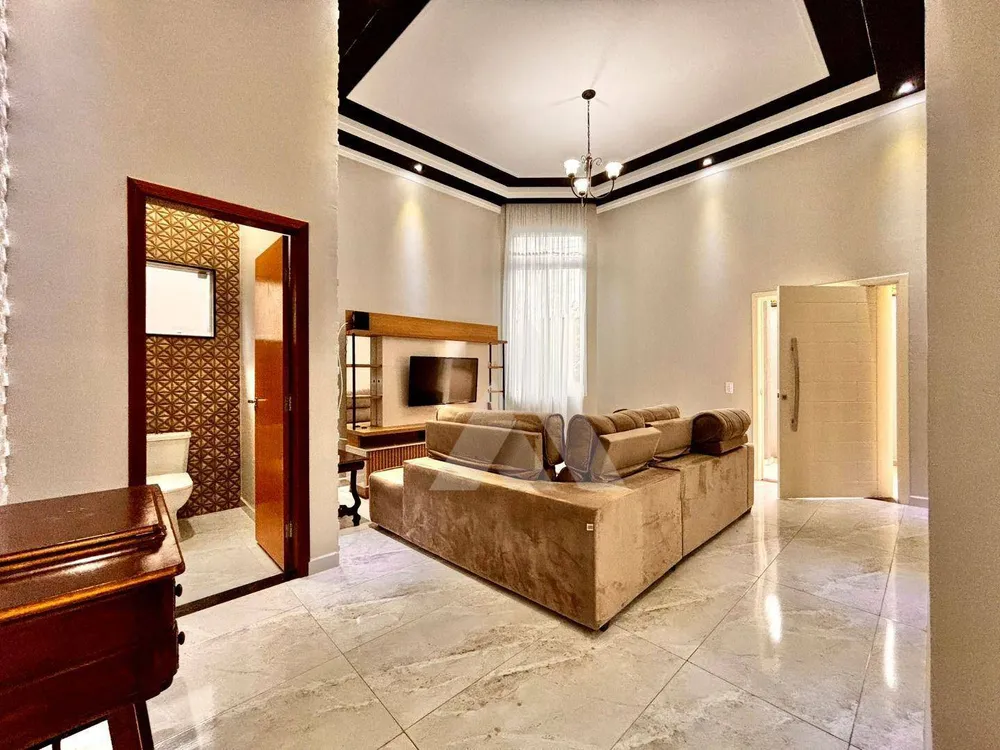 Casa, 3 quartos, 200 m² - Foto 1