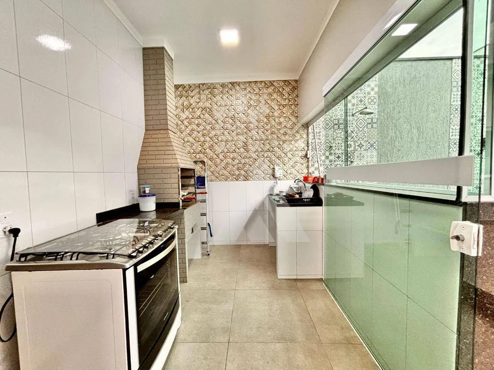 Casa, 3 quartos, 200 m² - Foto 7