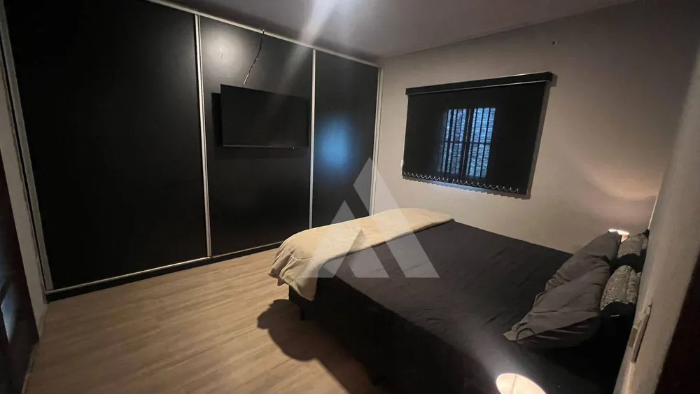 Chácara, 3 quartos, 708 m² - Foto 9