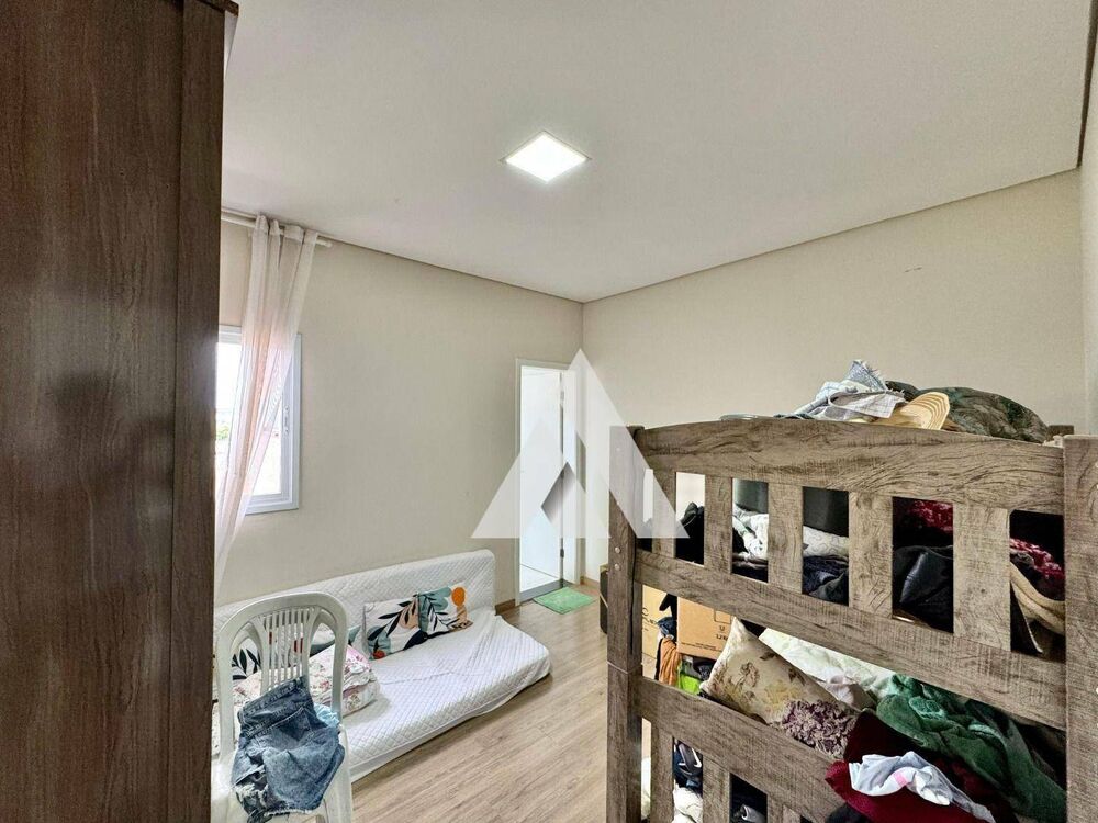 Casa, 3 quartos, 264 m² - Foto 22