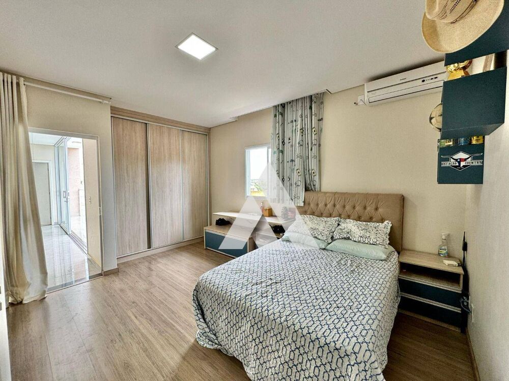 Casa à venda com 3 quartos, 264m² - Foto 15