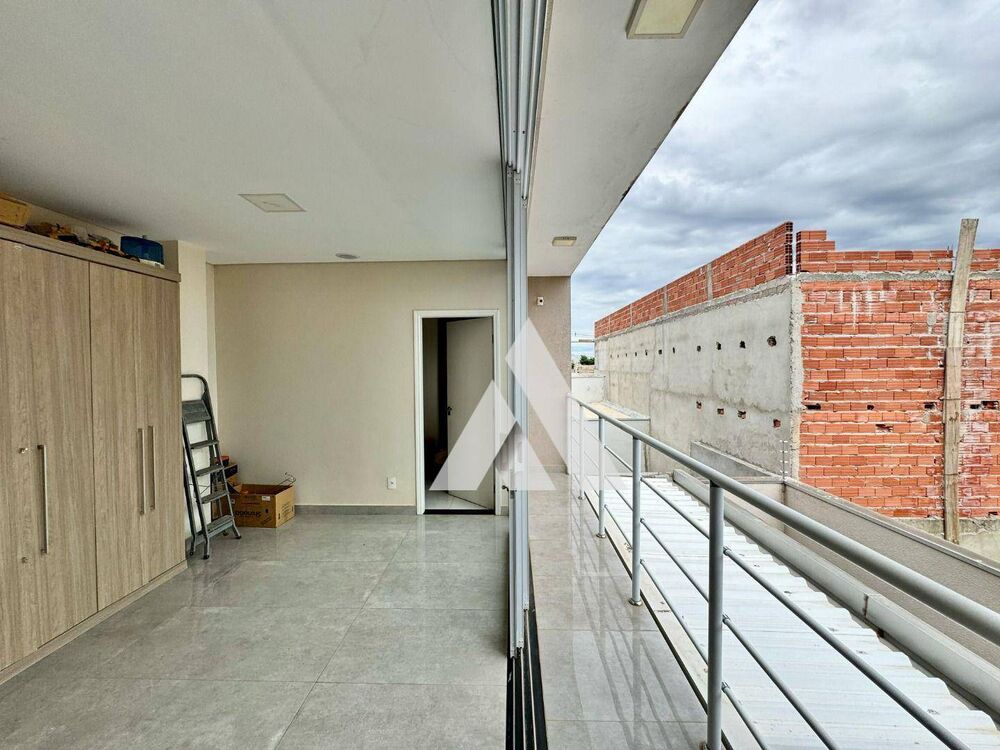 Casa à venda com 3 quartos, 264m² - Foto 14