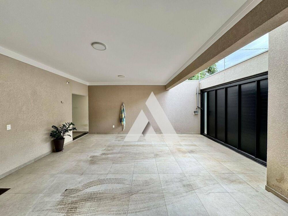 Casa, 3 quartos, 264 m² - Foto 32