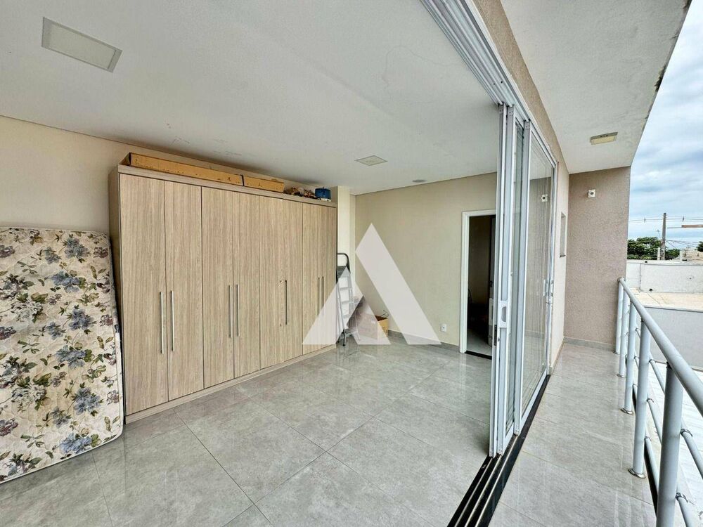 Casa, 3 quartos, 264 m² - Foto 26