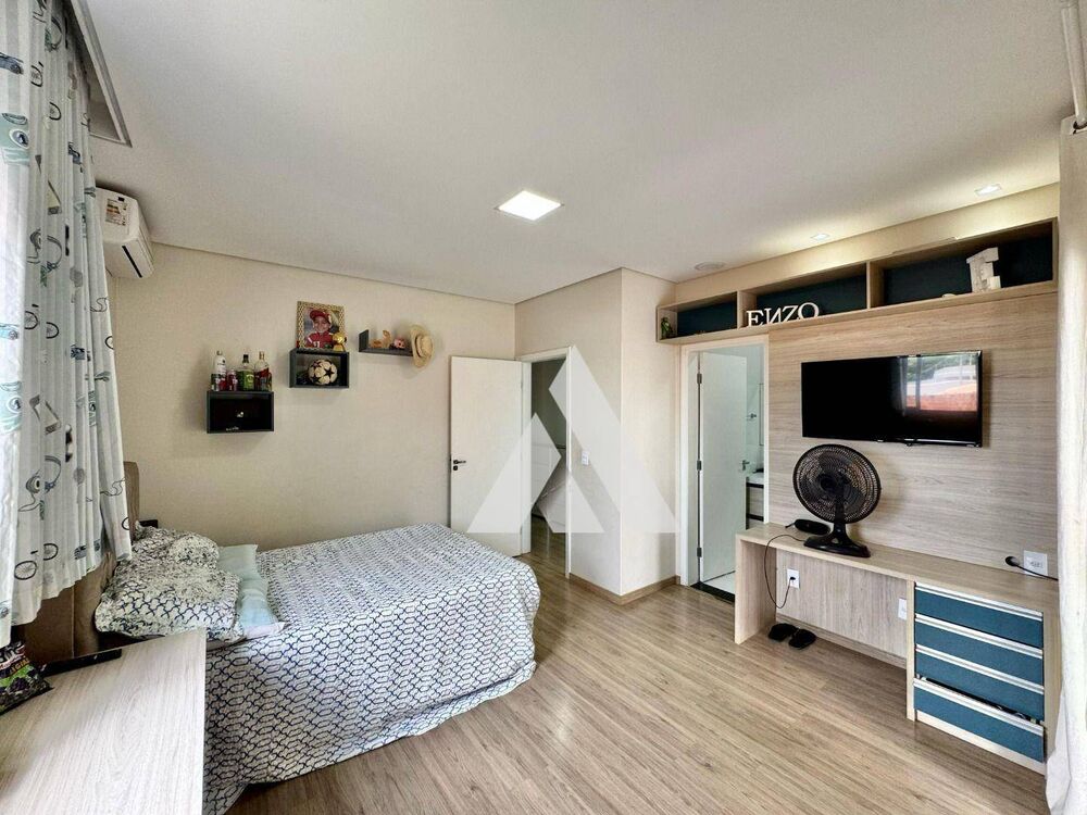 Casa, 3 quartos, 264 m² - Foto 36