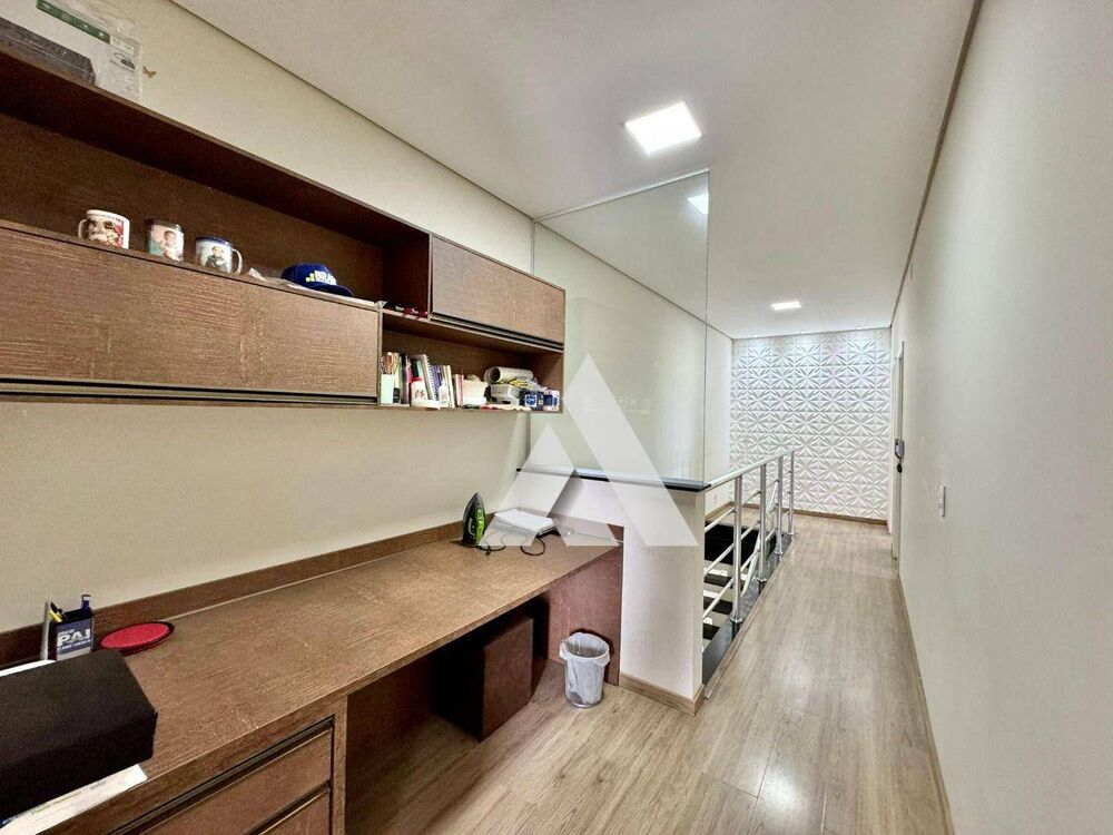 Casa à venda com 3 quartos, 264m² - Foto 20