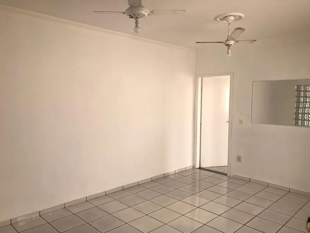 Casa, 3 quartos, 130 m² - Foto 2