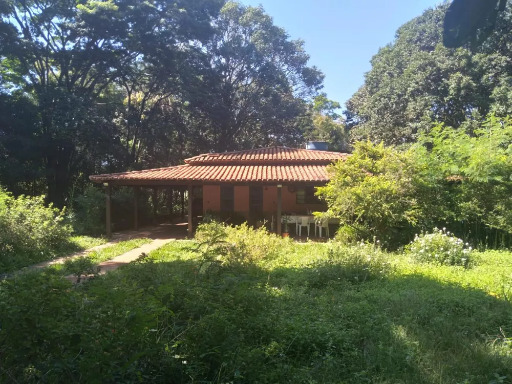 Chácara, 4 quartos, 5000 m² - Foto 1