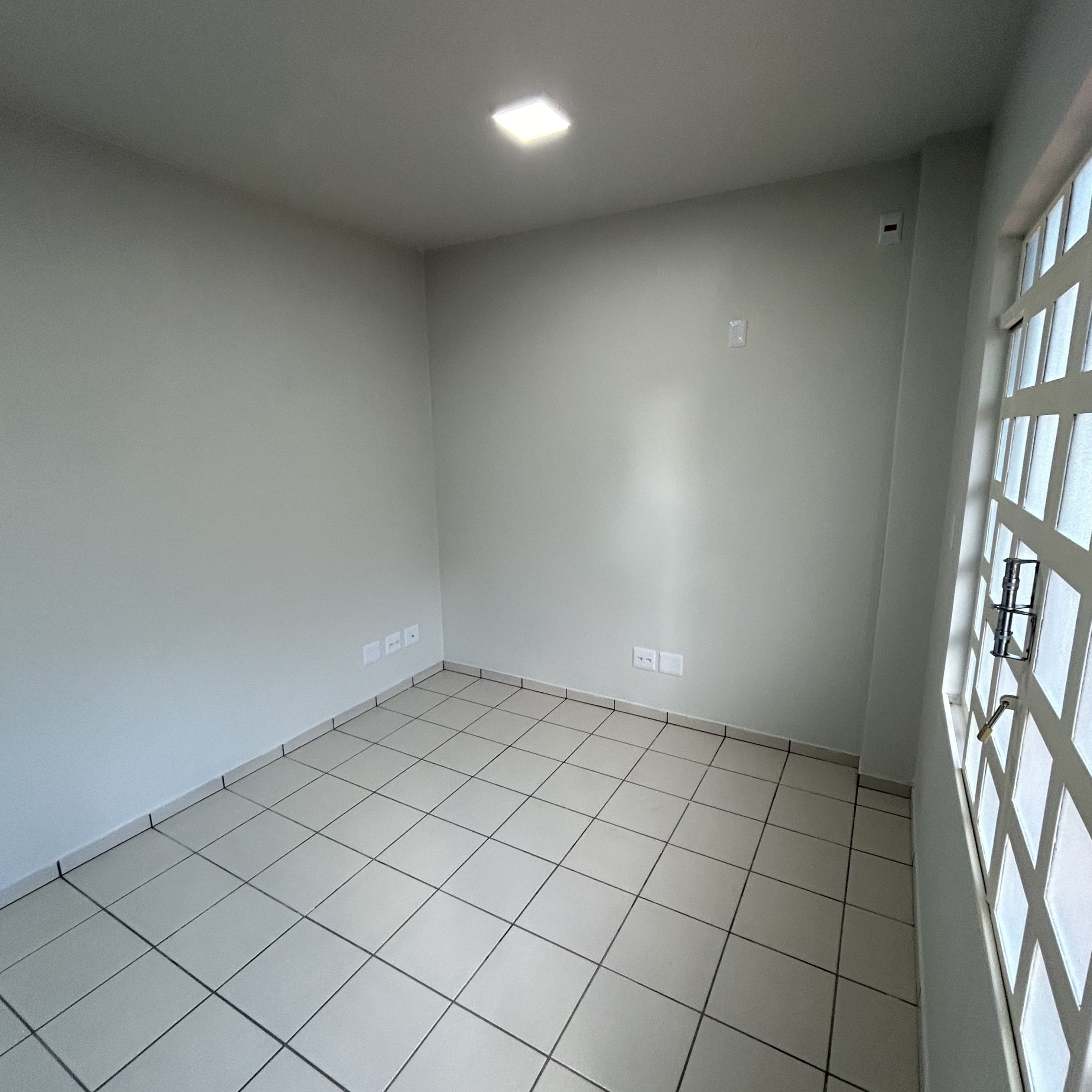 Conjunto Comercial-Sala para alugar com 1 quarto, 13m² - Foto 5