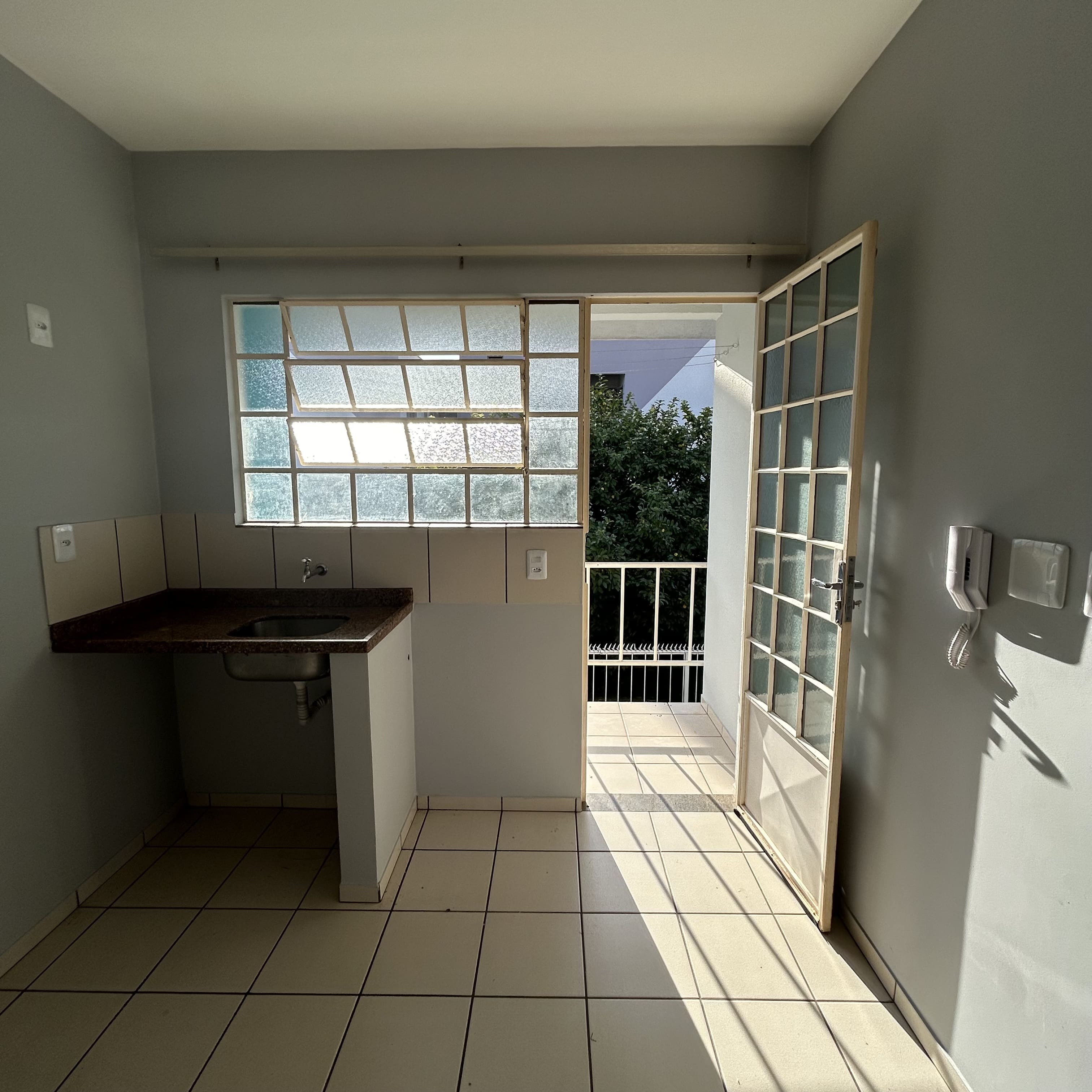 Apartamento para alugar com 1 quarto, 40m² - Foto 6