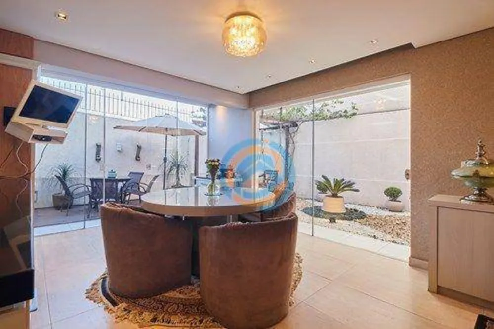 Casa, 4 quartos, 280 m² - Foto 3