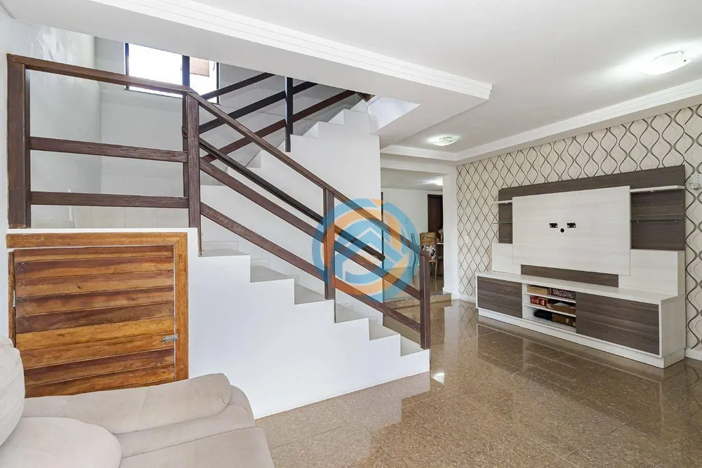 Sobrado, 5 quartos, 250 m² - Foto 4