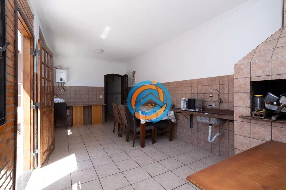 Casa, 4 quartos, 300 m² - Foto 8