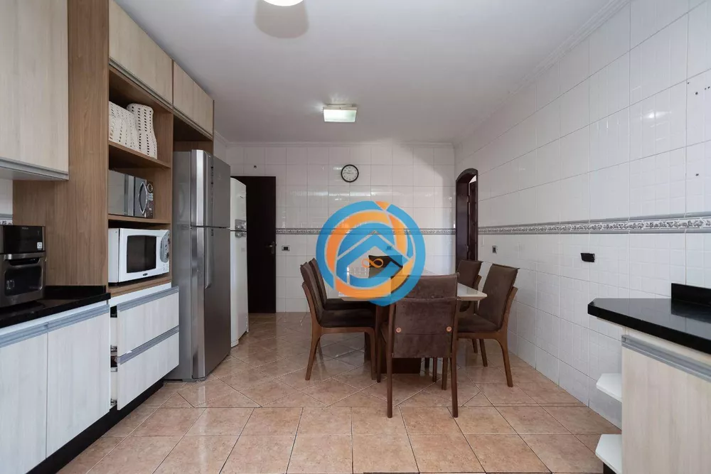 Casa, 4 quartos, 300 m² - Foto 44