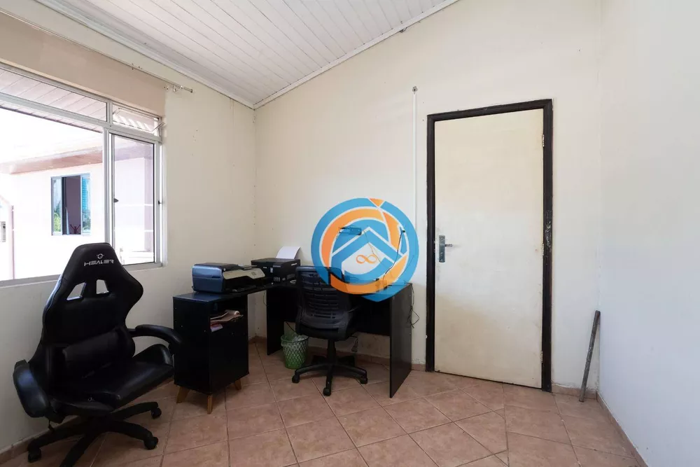 Casa, 4 quartos, 300 m² - Foto 31