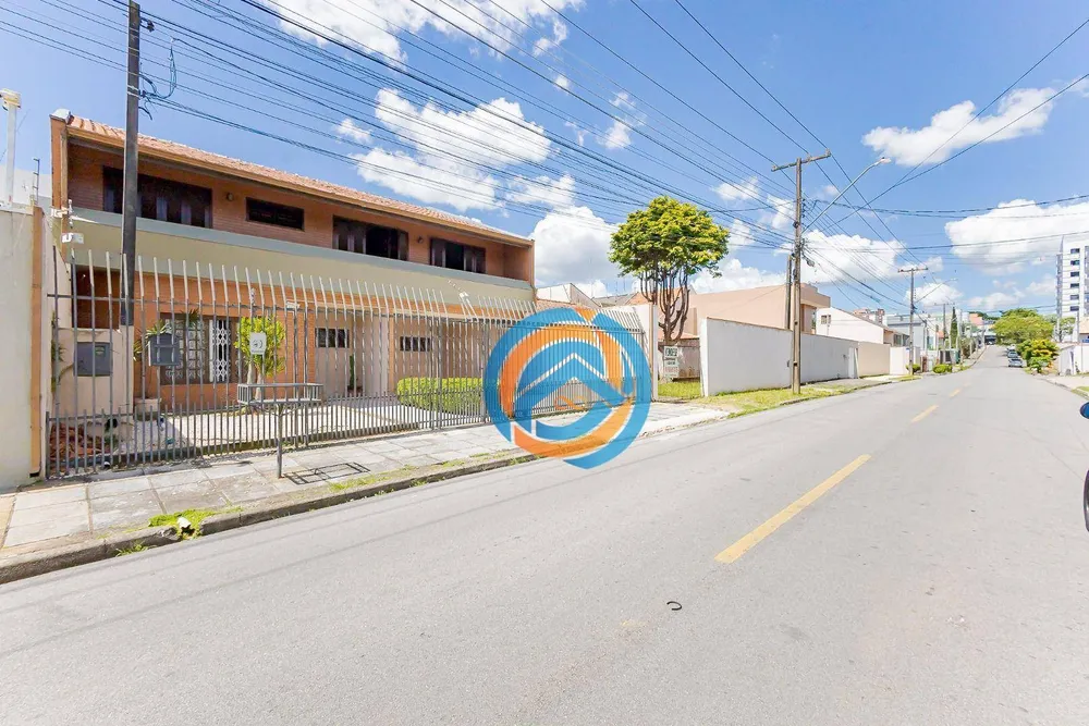 Sobrado, 4 quartos, 245 m² - Foto 1