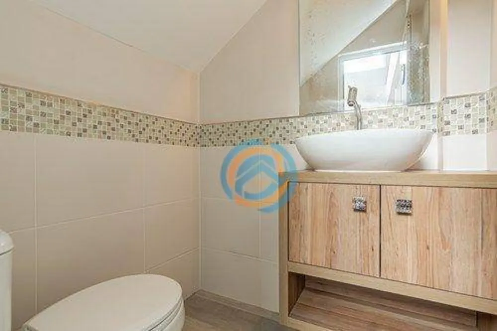 Casa, 4 quartos, 226 m² - Foto 2