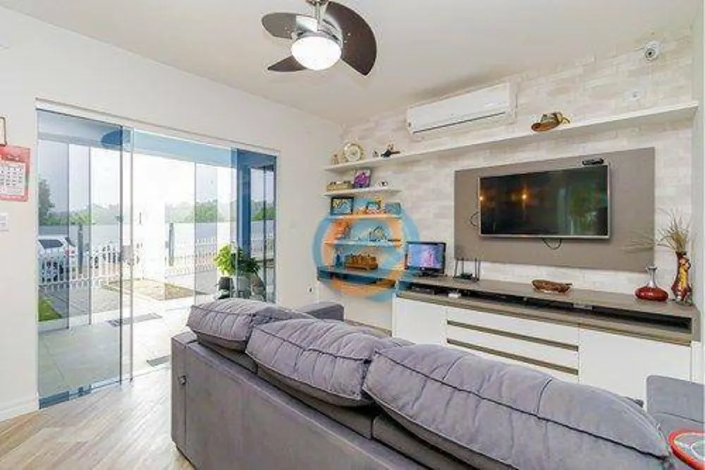 Chácara, 3 quartos, 9000 m² - Foto 1