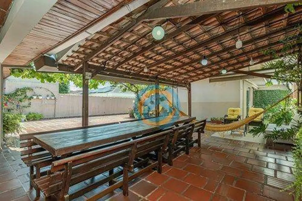 Casa, 4 quartos, 264 m² - Foto 10