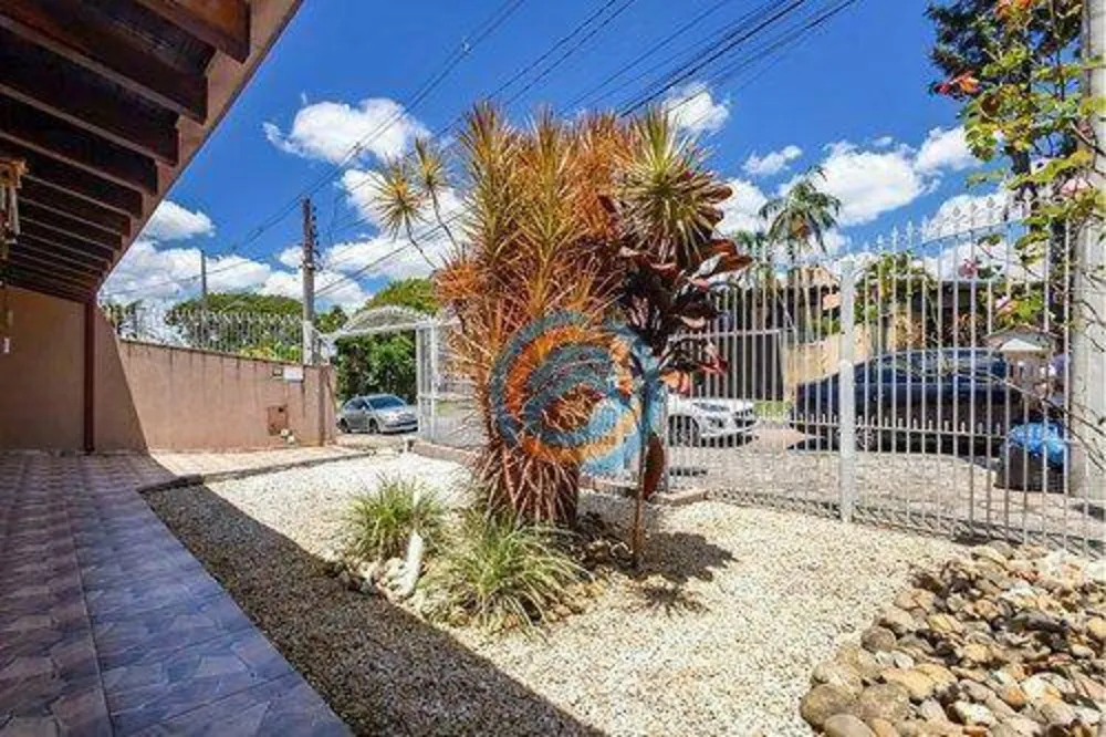 Casa, 4 quartos, 180 m² - Foto 2